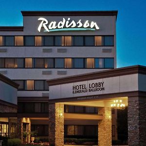 Radisson Hotel Freehold